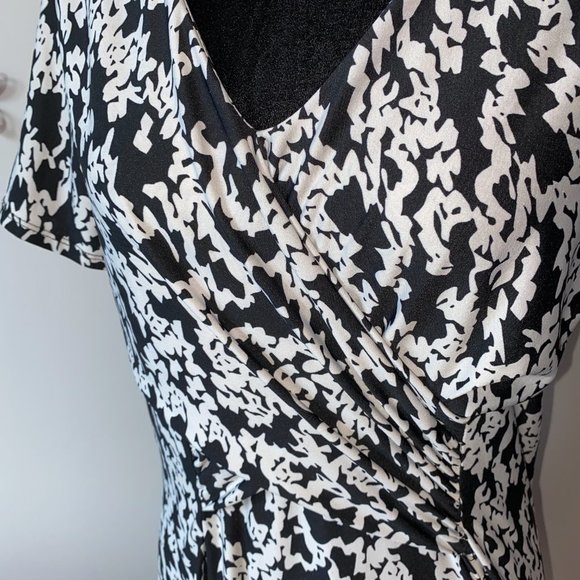 Jillian Tracy Jolibel Black & White Floral Dress M - Picture 3 of 4